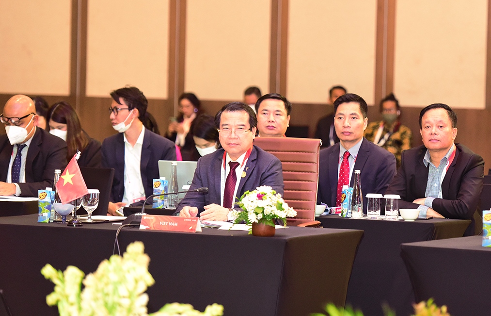 Phó Tổng cục trưởng TCDL Hà Văn Siêu dự Hội nghị